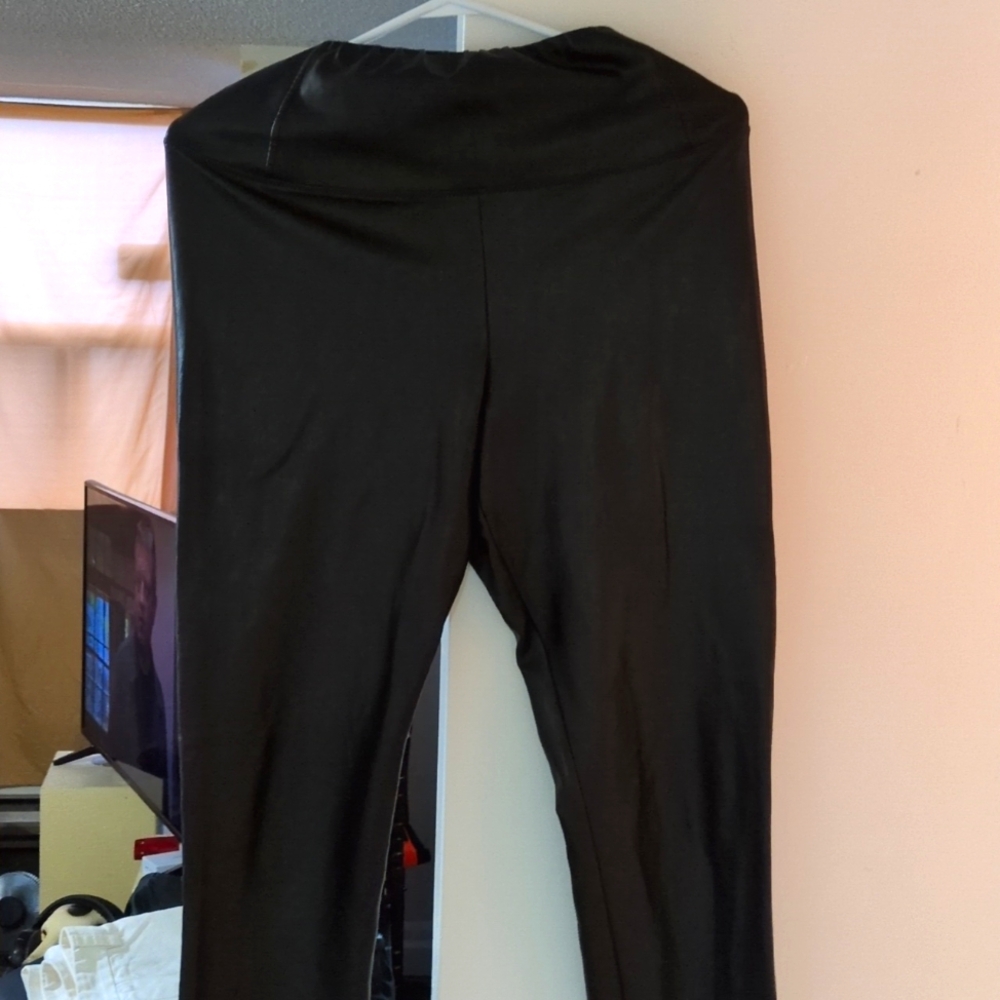 Wilfred Free Black Leather Pants